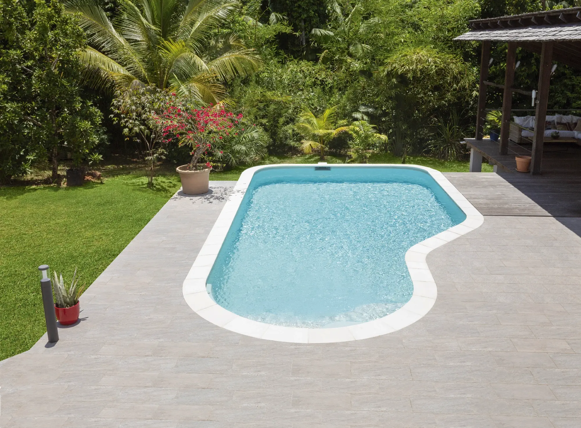 Piscine forme libre Piscines Waterair Maria